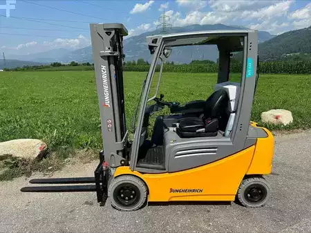 Elektrisk- 4 hjul 2026  Jungheinrich EFG 320 - NEU * NEW (2)