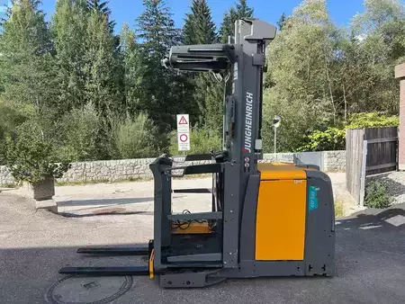 Vertical order pickers 2018  Jungheinrich EKS 210 - 550DZ (5)