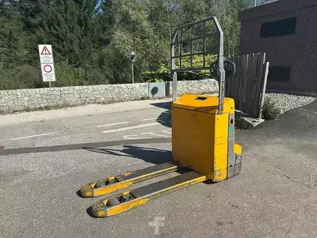 Electric Pallet Trucks 2022  Jungheinrich EJE 116 (4)