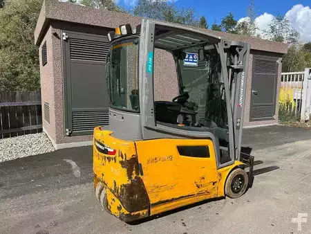Sähkö - 3 pyör 2018  Jungheinrich EFG 216 - 440DZ (4)