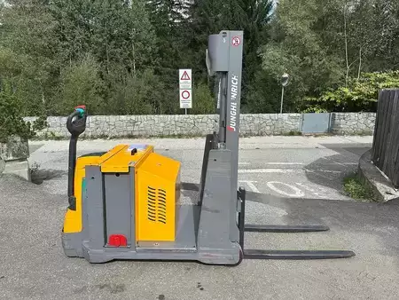 Magasemelésű béka 2021  Jungheinrich EJG 112 - 250ZZ (2)