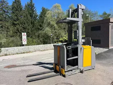 Vertical order pickers 2015  Jungheinrich EKS 210 - 425ZT (4)