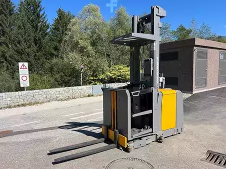 Vertical order pickers 2015  Jungheinrich EKS 210 - 425ZT (4)