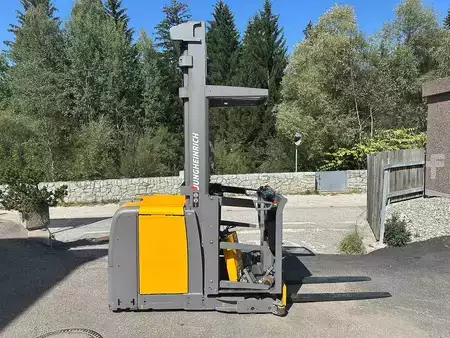 Vertical order pickers 2015  Jungheinrich EKS 210 - 425ZT (2)