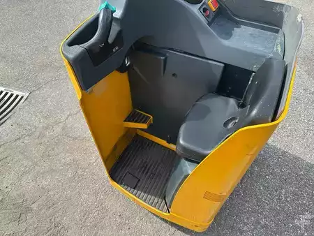 Transpallet elettrici uomo seduto 2018  Jungheinrich ESE 120 (6)