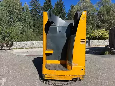 Transpallet elettrici uomo seduto 2018  Jungheinrich ESE 120 (3)