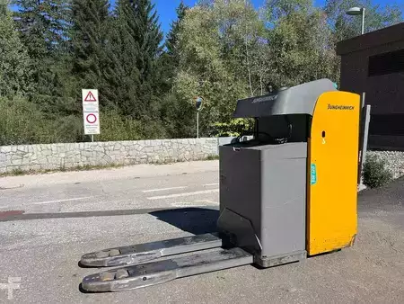 Transpallet elettrici uomo seduto 2018  Jungheinrich ESE 120 (4)