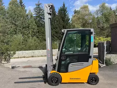 Sähkö - 4 pyör 2022  Jungheinrich EFG 316k - 700DZ (2)