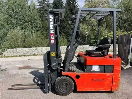 Elektryczne 3-kołowe 1997  Nissan N01L13U - 4300mm (2)