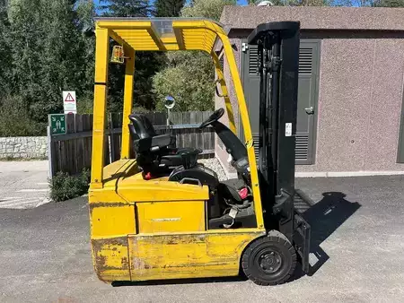 Carrelli elettrici 3 ruote 2006  Hyster J1.60XMT - 4750mm (5)