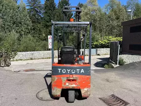 Carrelli elettrici 3 ruote 2008  Toyota 7FBEST15 - 4510mm (3)