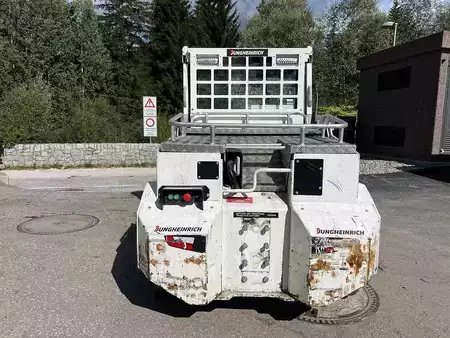 Tahač 2017  Charlatte T135 EVO (3)