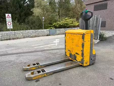 Electric Pallet Trucks 2018  Jungheinrich EJE 116 (4)