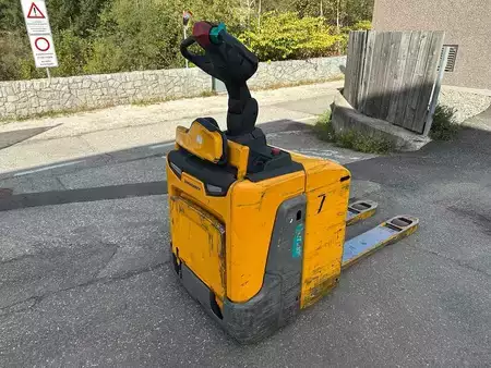 Stoccatori uomo a piedi 2021  Jungheinrich ERE 120 (1)