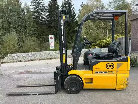 Elektro 3 Rad 2004  OM XE 15.3 - 4470mm (2)
