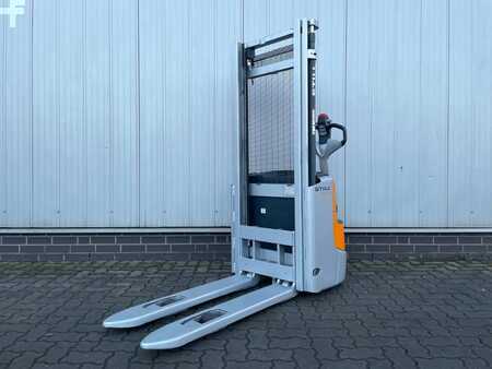 Pallet Stackers  Still EXV10 - AKKU NEU! (3)