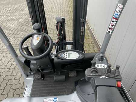Chariot 3 roues électrique 2014  Still RX20-15 (10)