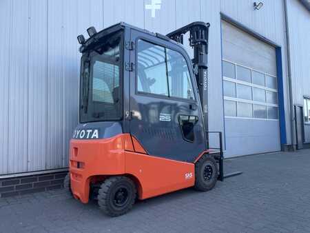 Elektro 4 Rad 2014  Toyota 8FBMKT25 - AKKU NEU! (3)