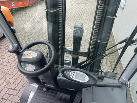 Elektro 4 Rad 2014  Still RX60-30L - AKKU 94% (9)