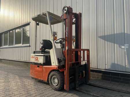 El truck - 3 hjulet 1990  Nissan S01D1.3U (3)