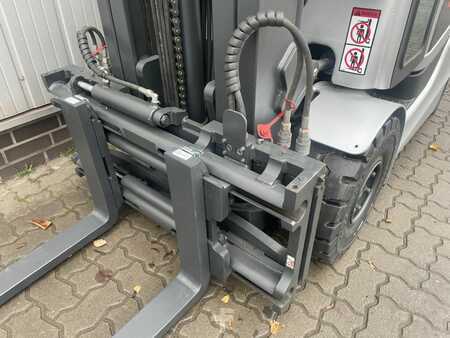 Elektro 4 Rad  Still RX60-25L/600 | Top Akku mit 89% Restkapazität (9)