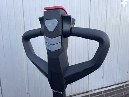 Niederhubwagen 2025  Toyota Tyro LHE150 | FABRIKNEU 2025 (12)