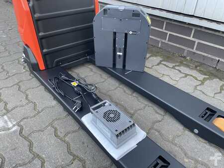 Niederhubwagen 2025  Toyota Tyro LHE150 | FABRIKNEU 2025 (14)