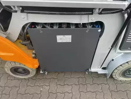 Elektrisk- 4 hjul 2015  Still RX60-25 (9)