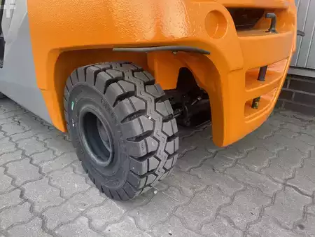 Carretilla elevadora diésel 2022  Still RX70-25 | YOM 2022 | NEW TIRES | CAMERA (12)