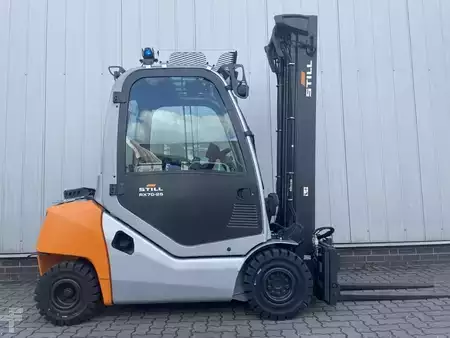 Carretilla elevadora diésel 2022  Still RX70-25 | YOM 2022 | NEW TIRES | CAMERA (7)