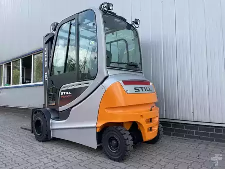 Elektryczne 4-kołowe 2016  Still RX60-30L/600 | Nur 830 Bst. (5)