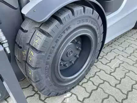 El truck - 4 hjulet 2017  Still RX60-50/600 | Batterie 81% (10)