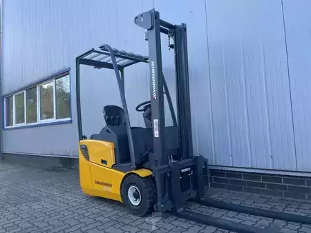 Electric - 3 wheels - Jungheinrich EFG 110 | Neue Batterie (3)