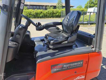 Elektro čtyřkolový VZV 2009  Linde E18PH (13)