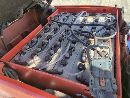 Elektro čtyřkolový VZV 2009  Linde E18PH (18)