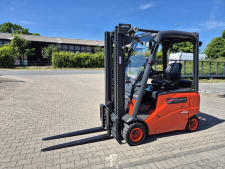Elektro čtyřkolový VZV 2009  Linde E18PH (2)