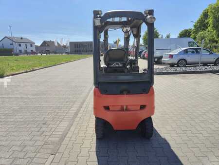 Elektro čtyřkolový VZV 2009  Linde E18PH (5)