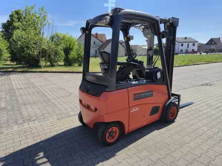 Elektro čtyřkolový VZV 2009  Linde E18PH (7)