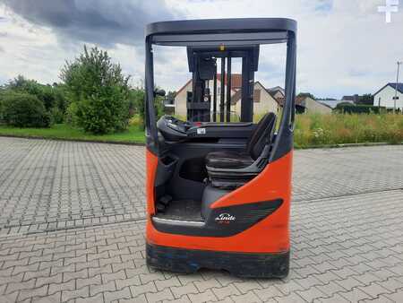 Schubmaststapler  Linde R14 (3)