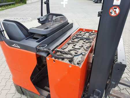 Schubmaststapler  Linde R14 (9)