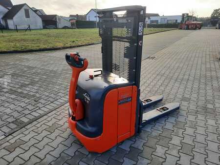Ruční vysokozdvižný vozík 2013  Linde L14 nur 402 Std Batterie 01/22 (9)