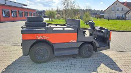 Chariot tracteur - Linde P250 (7)
