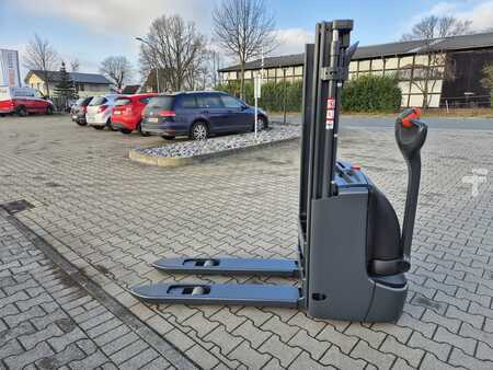 Ledestabler 2017  Linde L10B Batterie NEU (2)