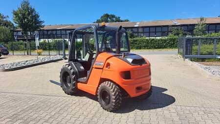 Rough Terrain Forklifts  Manitou MH25-4T (5) 