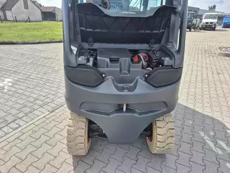 Chariots électriques à 4 roues 2019  Linde E50HL (5)