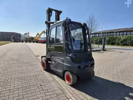 Carrelli elettrici 4 ruote 2018  Linde E35L (4)