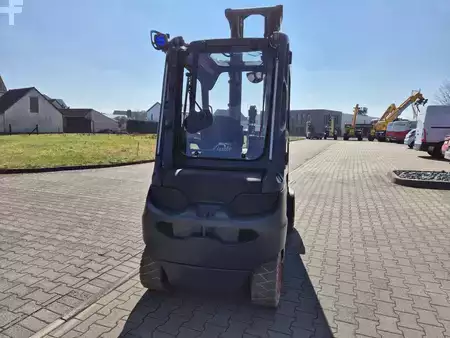 Carrelli elettrici 4 ruote 2018  Linde E35L (5)