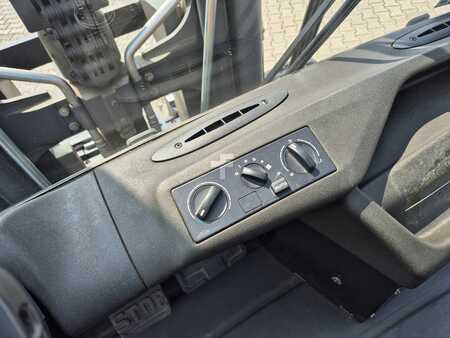 Wózki widłowe diesel 2017  Linde H80D-03/900 (13)