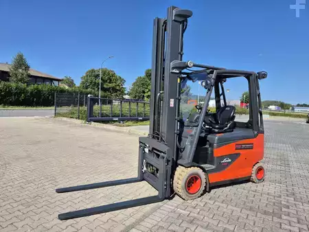 Carrelli elettrici 4 ruote 2017  Linde E35HL (1)