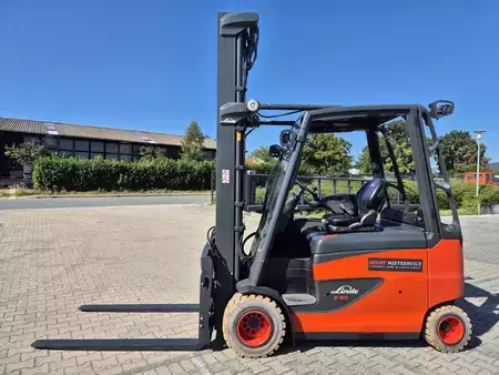 Carrelli elettrici 4 ruote 2017  Linde E35HL (2)